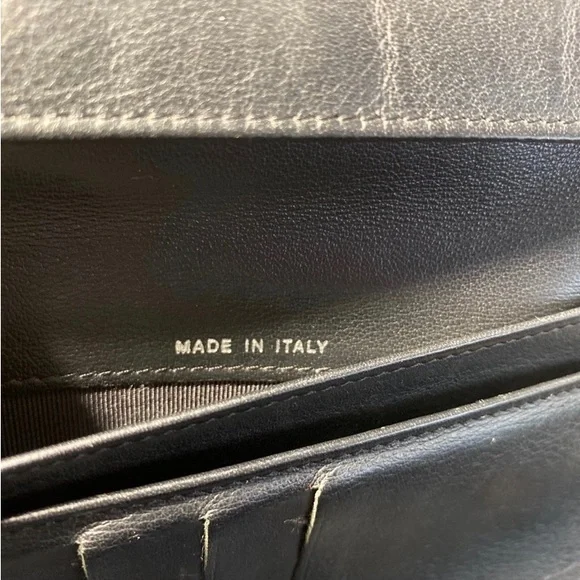 Sold Authentic CHANEL Bicolore Quilted CC Logo Leather Trifold Wallet - Picture 12 of 17